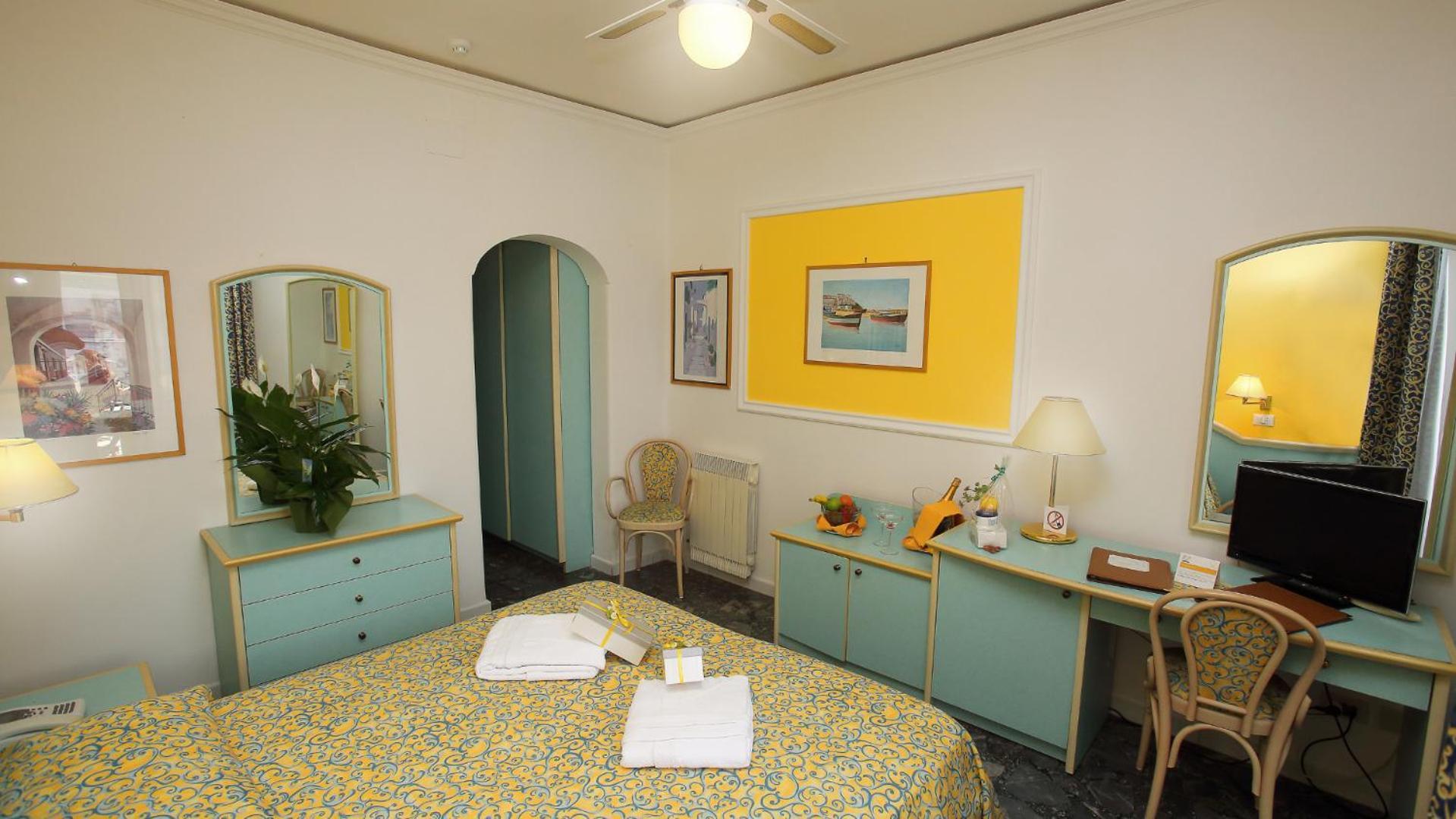 Hotel Solemare Beach & Beauty Spa Ischia Dış mekan fotoğraf