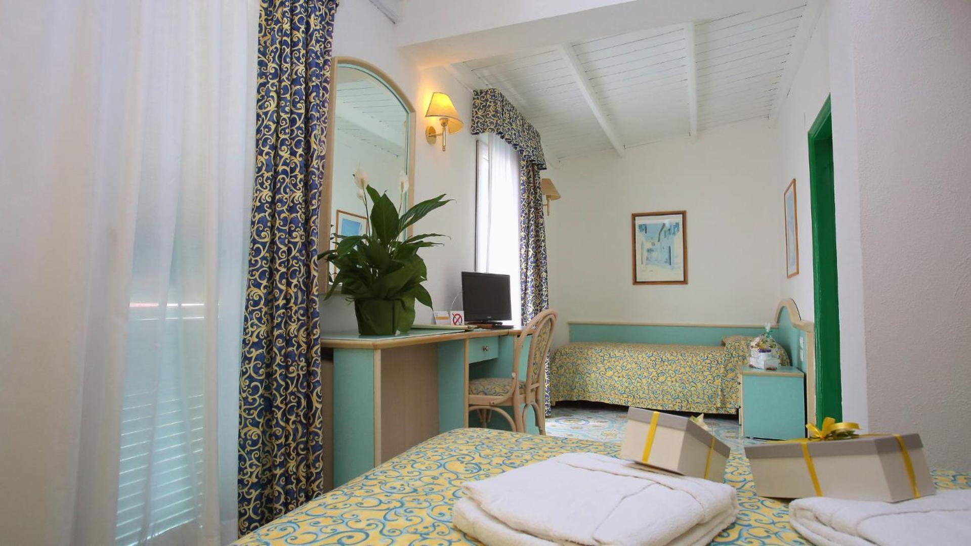 Hotel Solemare Beach & Beauty Spa Ischia Dış mekan fotoğraf